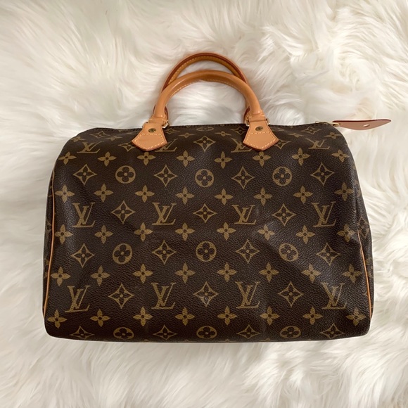 Louis Vuitton Handbags - 🖤 LOUIS VUITTON Authentic Monogram Speedy 30